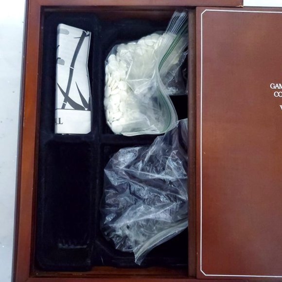 Go Game Set by Gatogi - Wooden Book Design - Picture 5 of 12